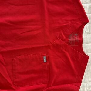 Men’s Figs Red Scrub Top